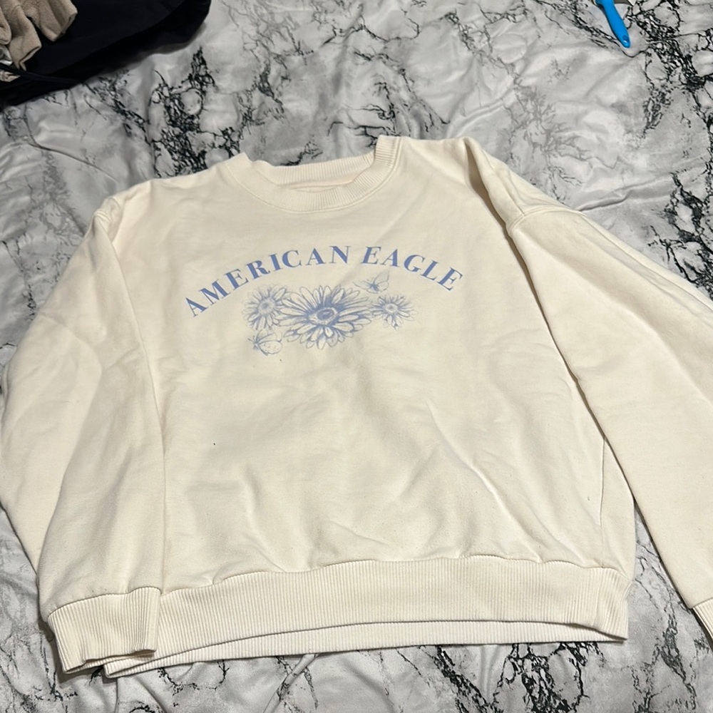 American Eagle Outfitters Cream Sweater